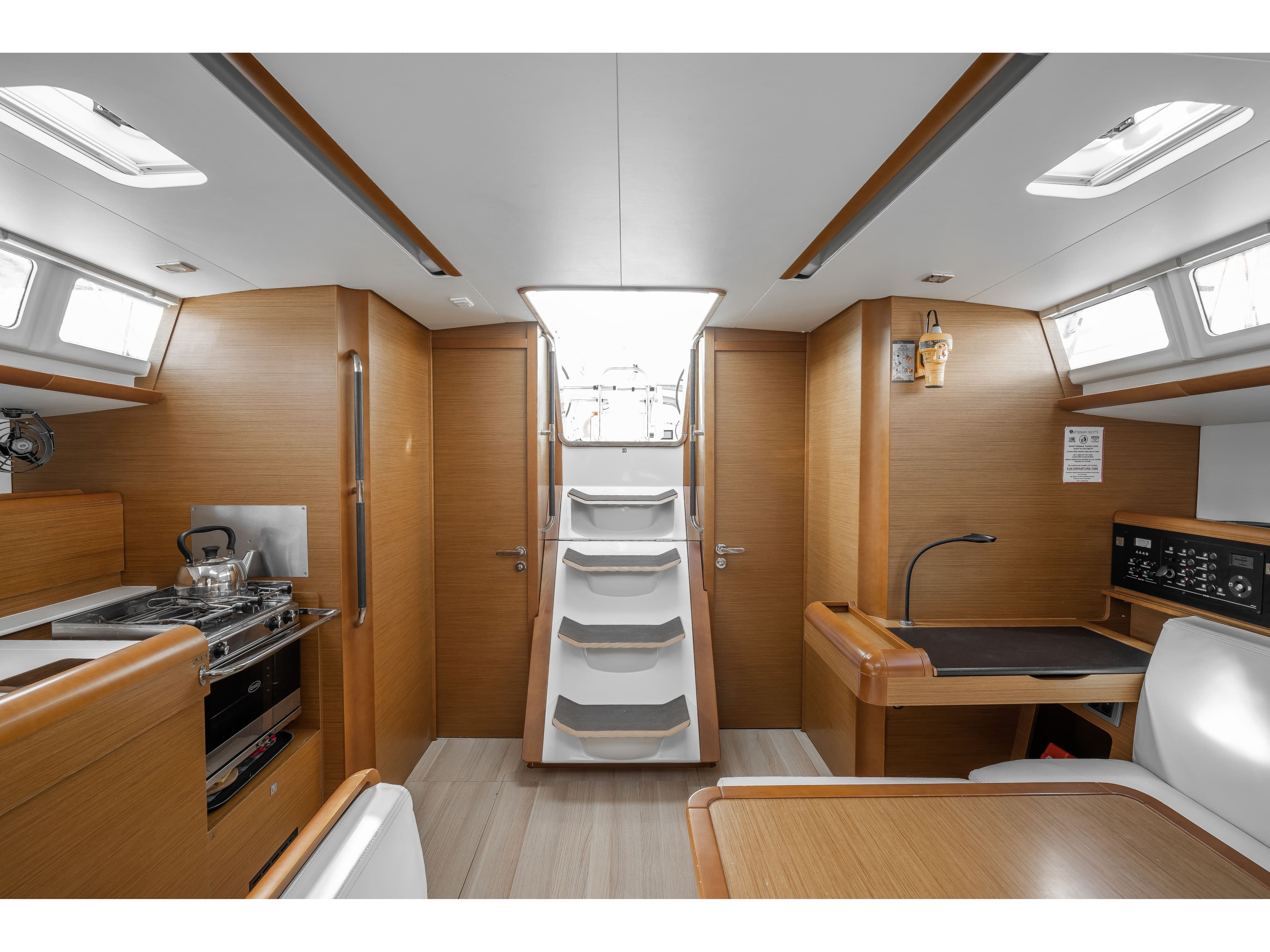 11021861120902996_jeanneau-sun-odyssey-479-77.jpg