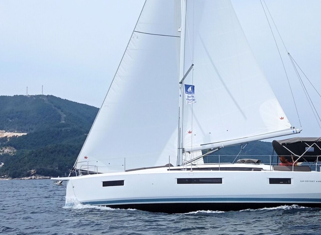 sun odyssey 440 Jeanneau bareboat charter