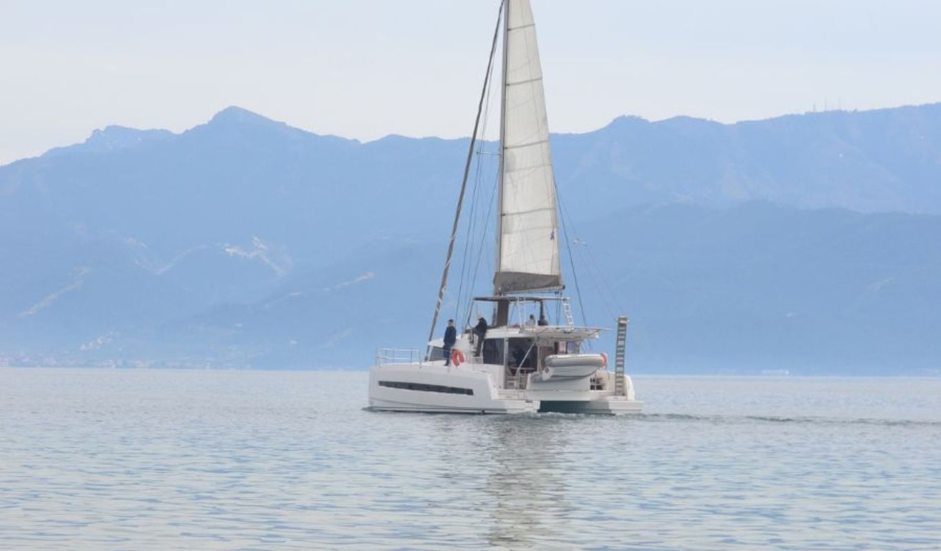 catamaran skipper course